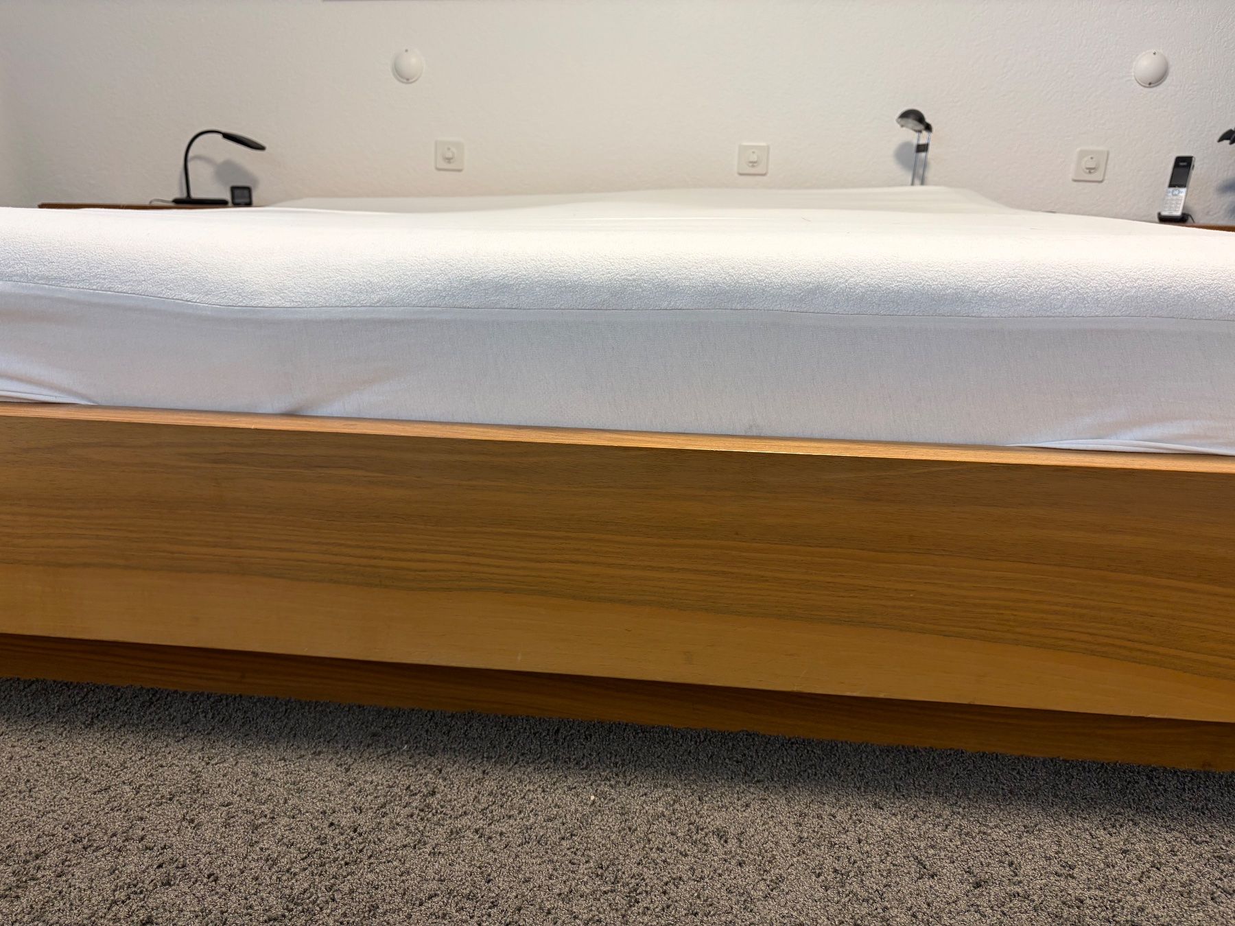 Letti: Komplettes Schlafzimmer oder Einzelteile – Usato da Niederuzwil venduto da UB9552 1