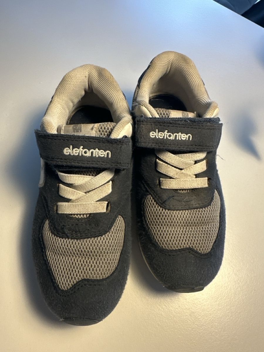 Elefanten Schuhe für Jungen: Elefanten Sneakers - Grösse 28 – Gebraucht aus Zürich von KrisZH