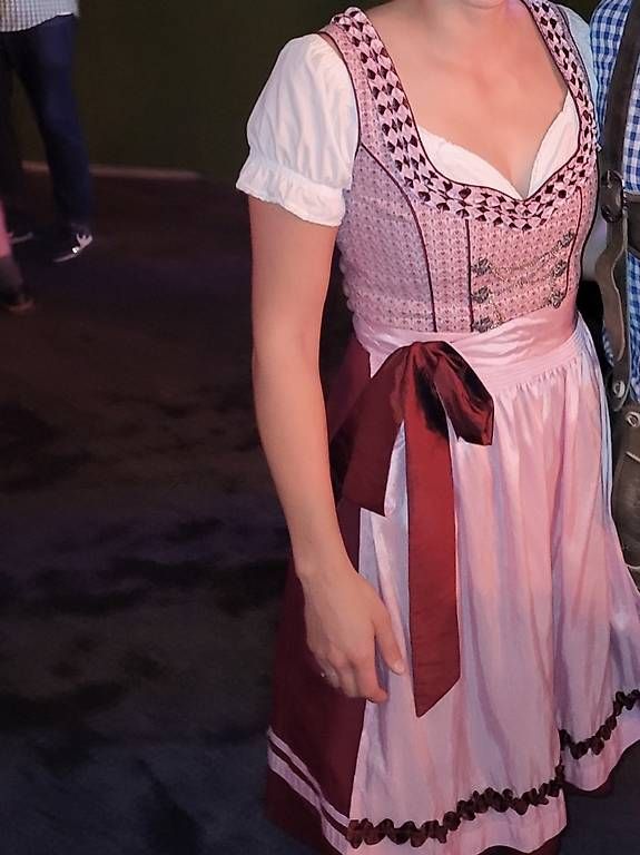 Vestiti: Dirndl Grösse 38 – Usato da Rossrüti venduto da FrGerber 2
