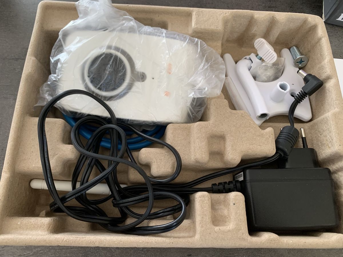 Fotocamera: D-Link Netzwerkkamera DCS-2121 gebraucht – Nuovo (secondo la descrizione) da Neuhausen venduto da sou_t9p8 2