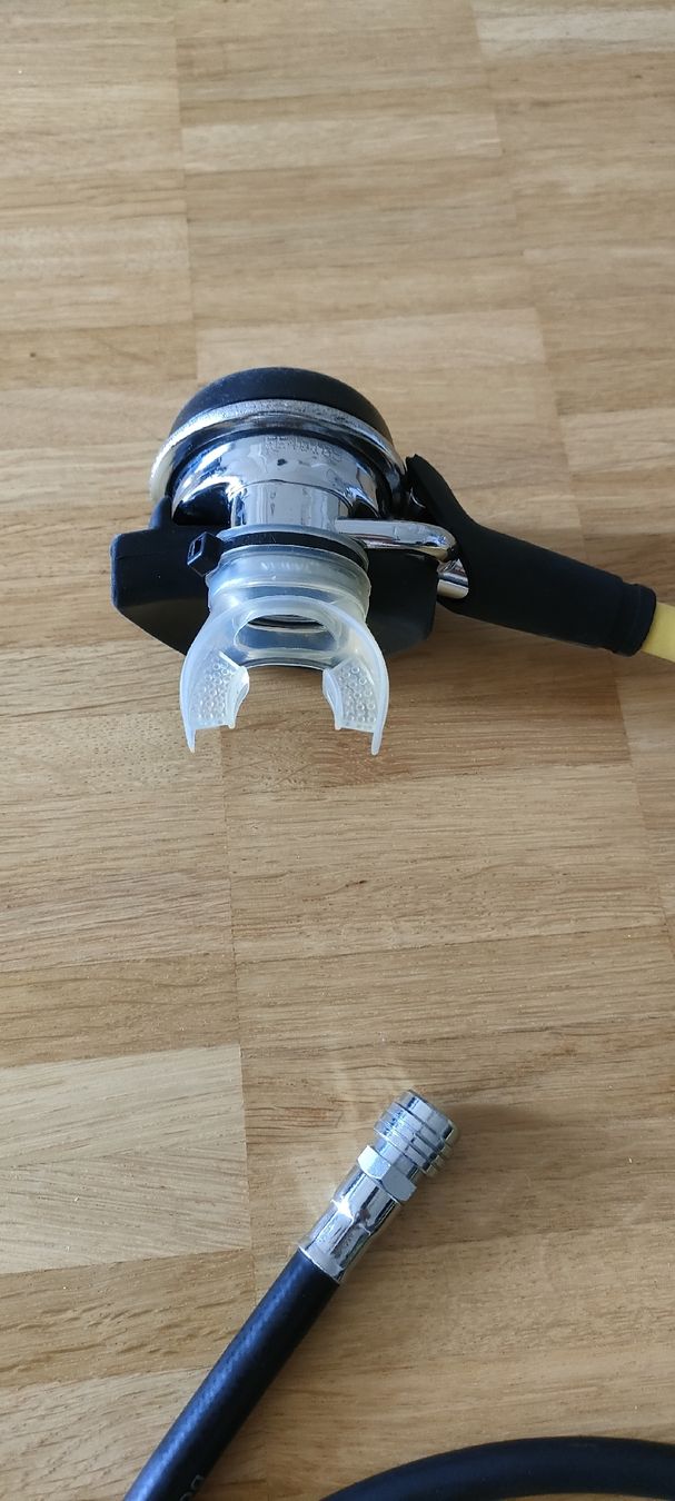 Mares Respiratori & Giubbotti: Mares Atemregler MR22 – Usato da Thun venduto da fel_s9w7 6