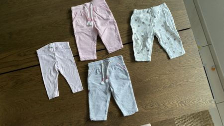 Baby Hosen 4er Set Grösse 68 Baumwolle Bio Zustand gut rosa