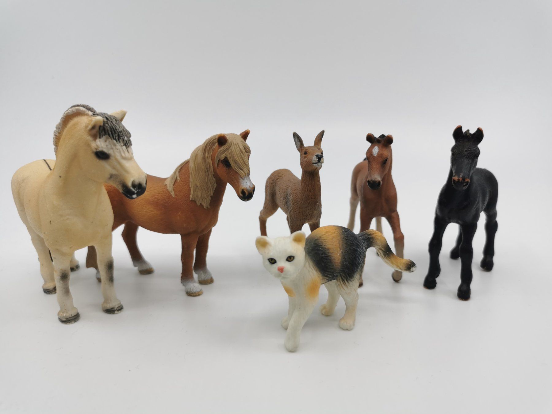 Schleich Statuette: Figurine chevaux, faon et chat – Usato da Lutry venduto da Brocantosaurus