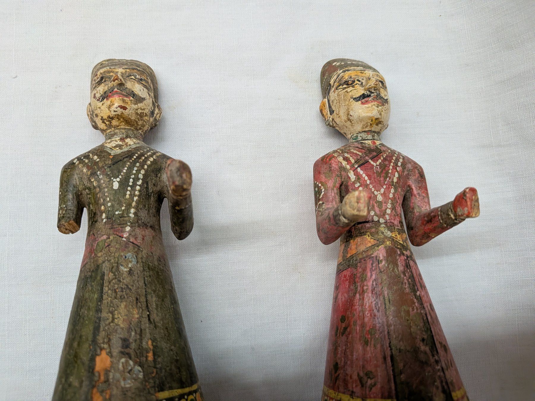 Sculture & Statue: 2 indische Holzfiguren – Usato da Emmen venduto da Brockofsky 3