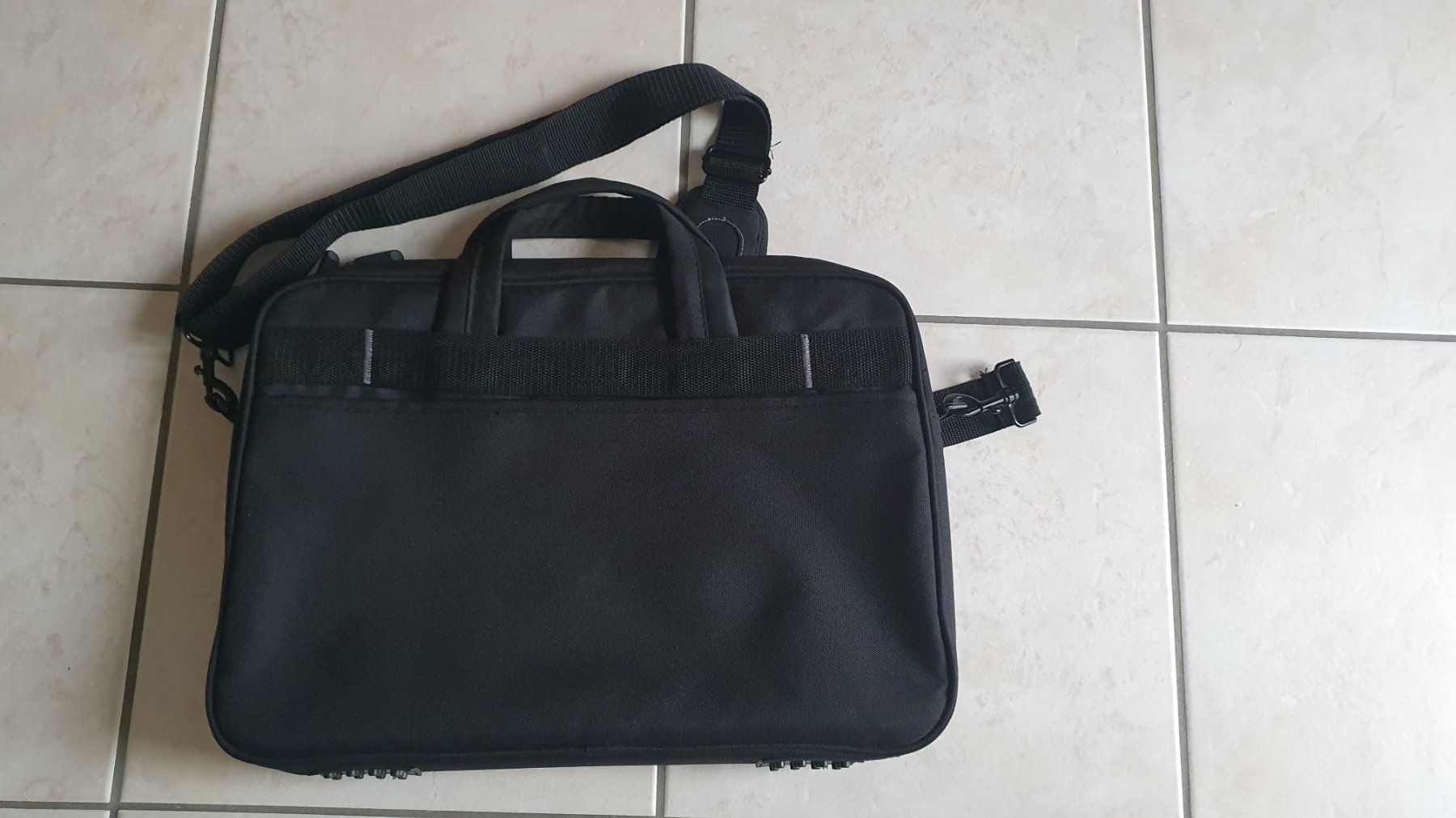 Borse: HP Laptoptasche Stoffe – Usato da Winterthur venduto da Ywan1 4
