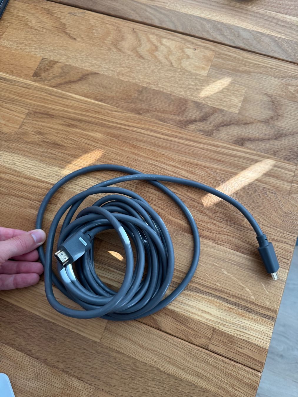 Cavi: 2x HDMI Kabel – Usato da Zürich venduto da bas_bpr7