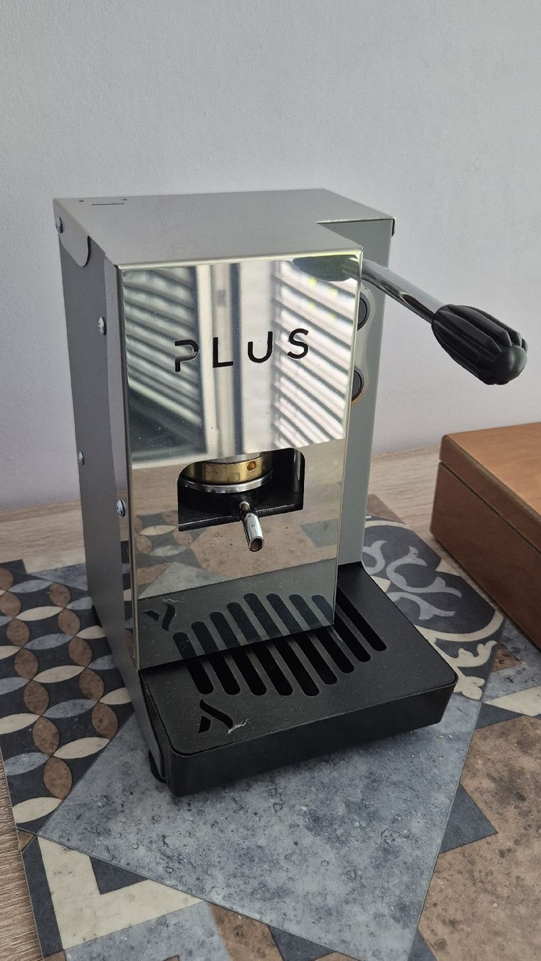 Machines à café & Machines à expresso: Espressomaschine "Plus"  (ESE-Cialde, Hebel) inkl. Kaffee – D'occasion à Zürich par kirkfdjg