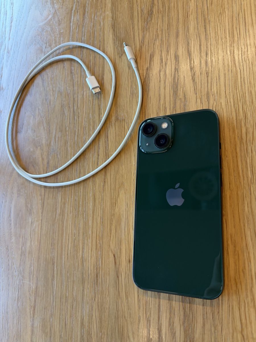 Apple Portables: iPhone 13 Green 128 GB excellent condition – D'occasion à Adliswil par akn_g5ql 1