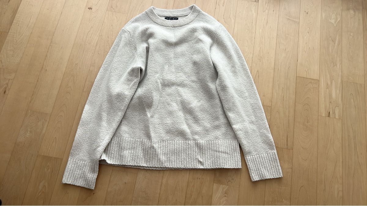 Pullover & Sweatshirts: Damen Pullover hellgrau Grösse S gebrauchter Zustand – Gebraucht aus Inwil von Ayrine2026
