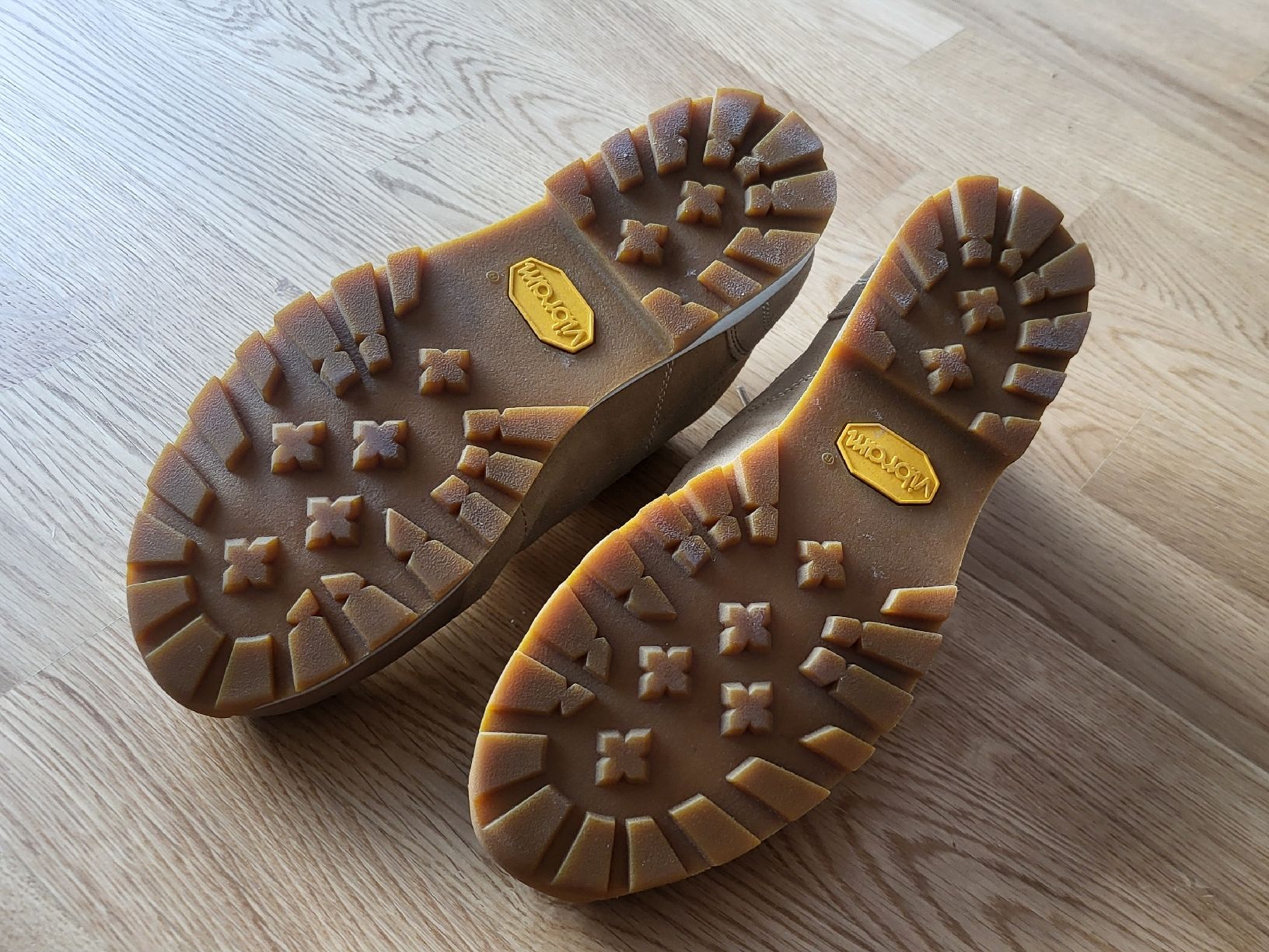 Dolomite Scarpe da uomo: Dolomite 54 Low, Freizeitschuhe - Gr. 40 NEU – Nuovo (secondo la descrizione) da Thun venduto da _andi 5