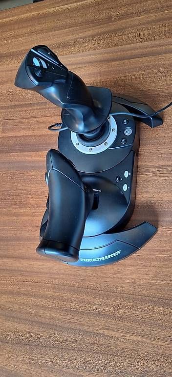 Montres: XBOX S inkl T-Flight Hottas  – D'occasion à Ettingen par RvZ 1