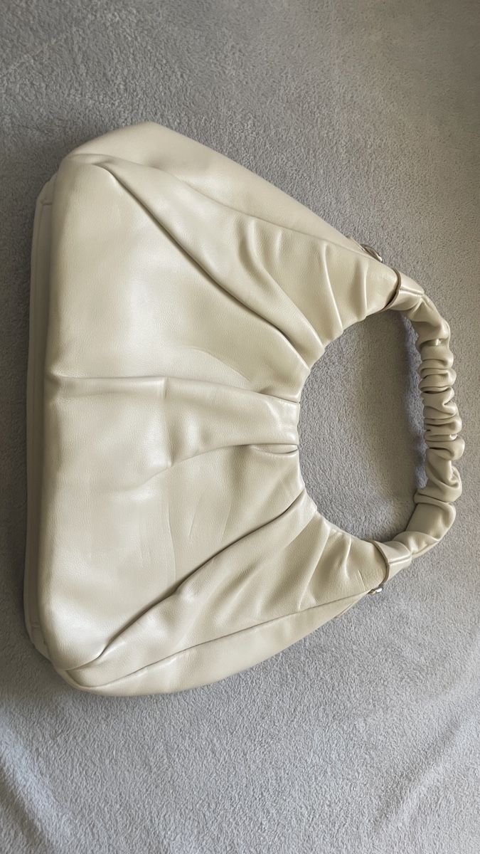 Taschen für Damen: Tasche Beige – Neu (gemäss Beschreibung) aus Laupen BE von Miiya 1
