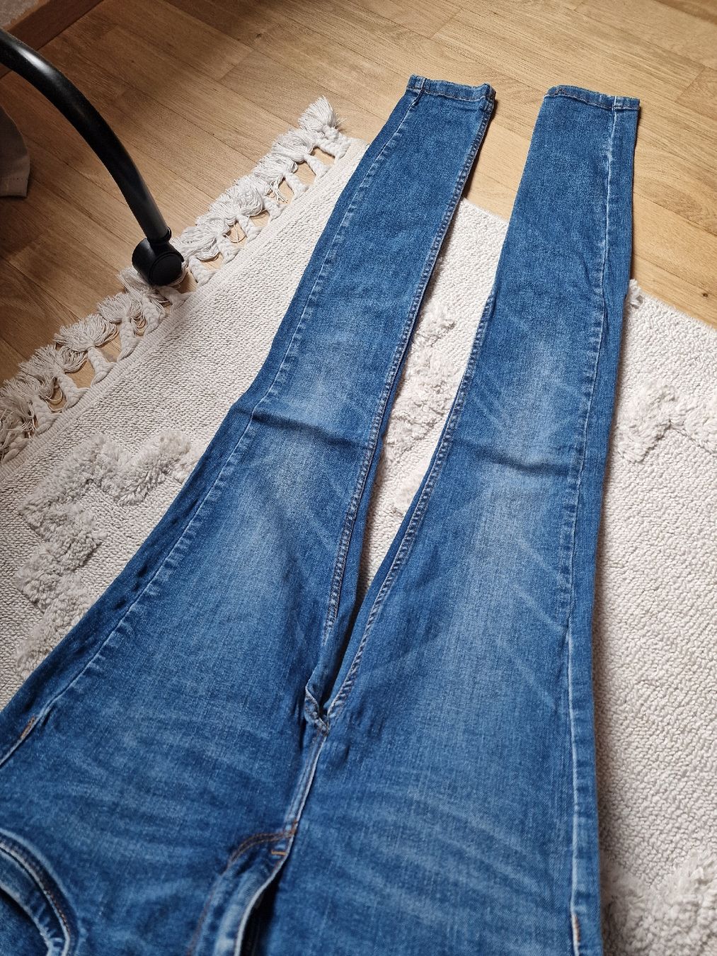 Jeans: Skinny Jeans – Gebraucht aus Balgach von kimo1 2