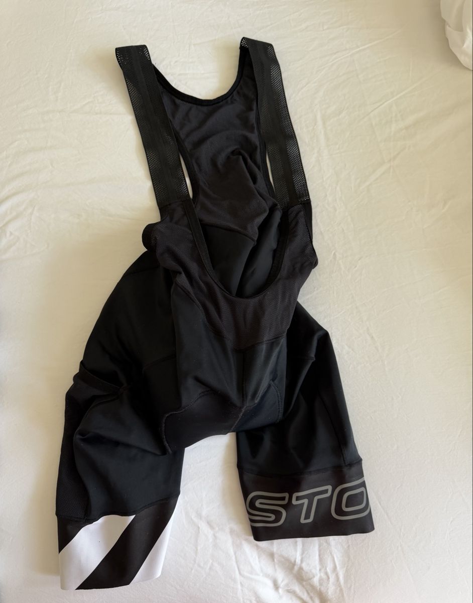 Stoke Lotti di vestiti: Stoke cycling jacket and bib shorts set size S – Usato da Winterthur venduto da adriana_1000