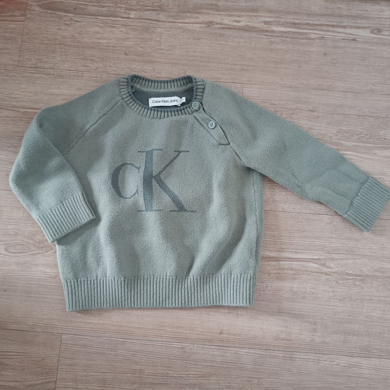 Calvin Klein Pulls et sweat-shirts: Pullover Grösse 74 – D'occasion à Jaberg par urig17.