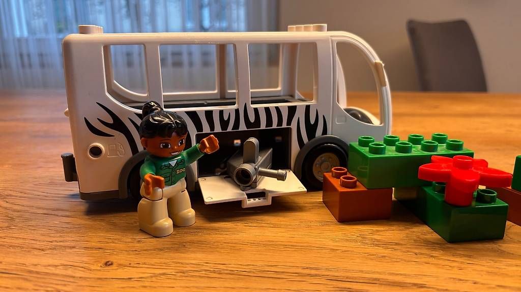 Lego Giocattoli: LEGO DUPLO 10502 - Safari Bus – Usato da Frauenfeld venduto da Renegade77 4