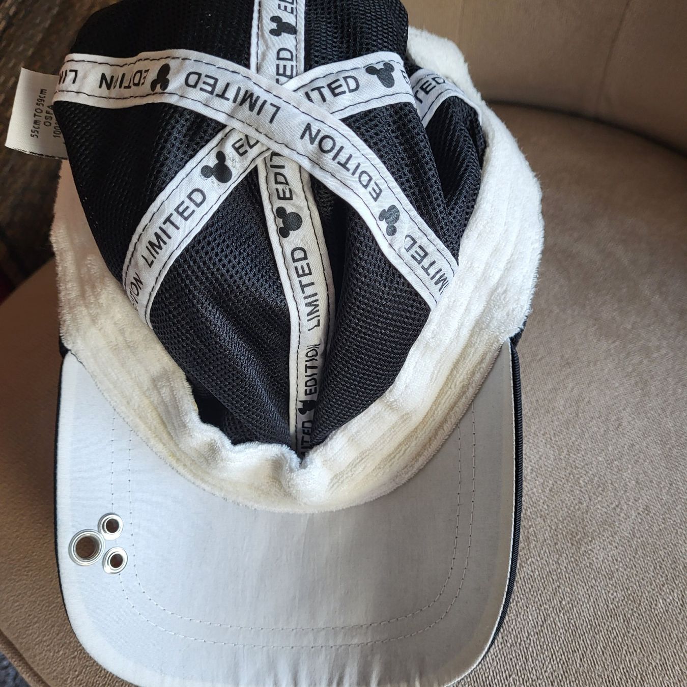 Copricapi, berretti & cappellini: Casquette Disney noire – Usato da Genève venduto da Catherine020 1
