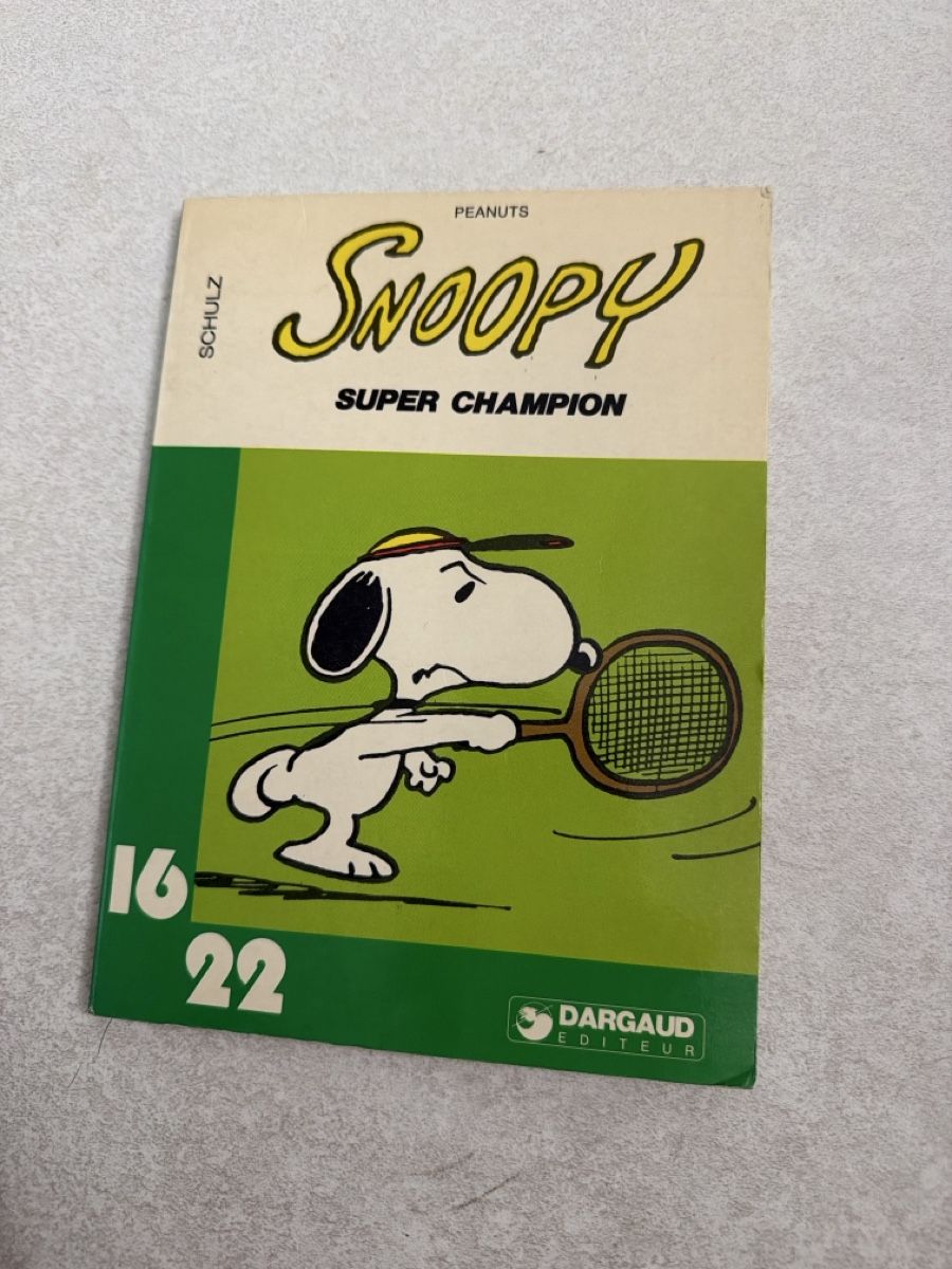 BD: Peanuts Snoopy Super Champion comic book Dargaud 16/22 – D'occasion à Martigny par Jacoosh1234