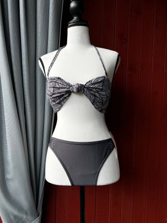 Neue Bikini  lavish alice M