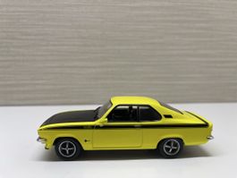 Modellauto 1:43 Opel Manta A gelb guter Zustand! 
