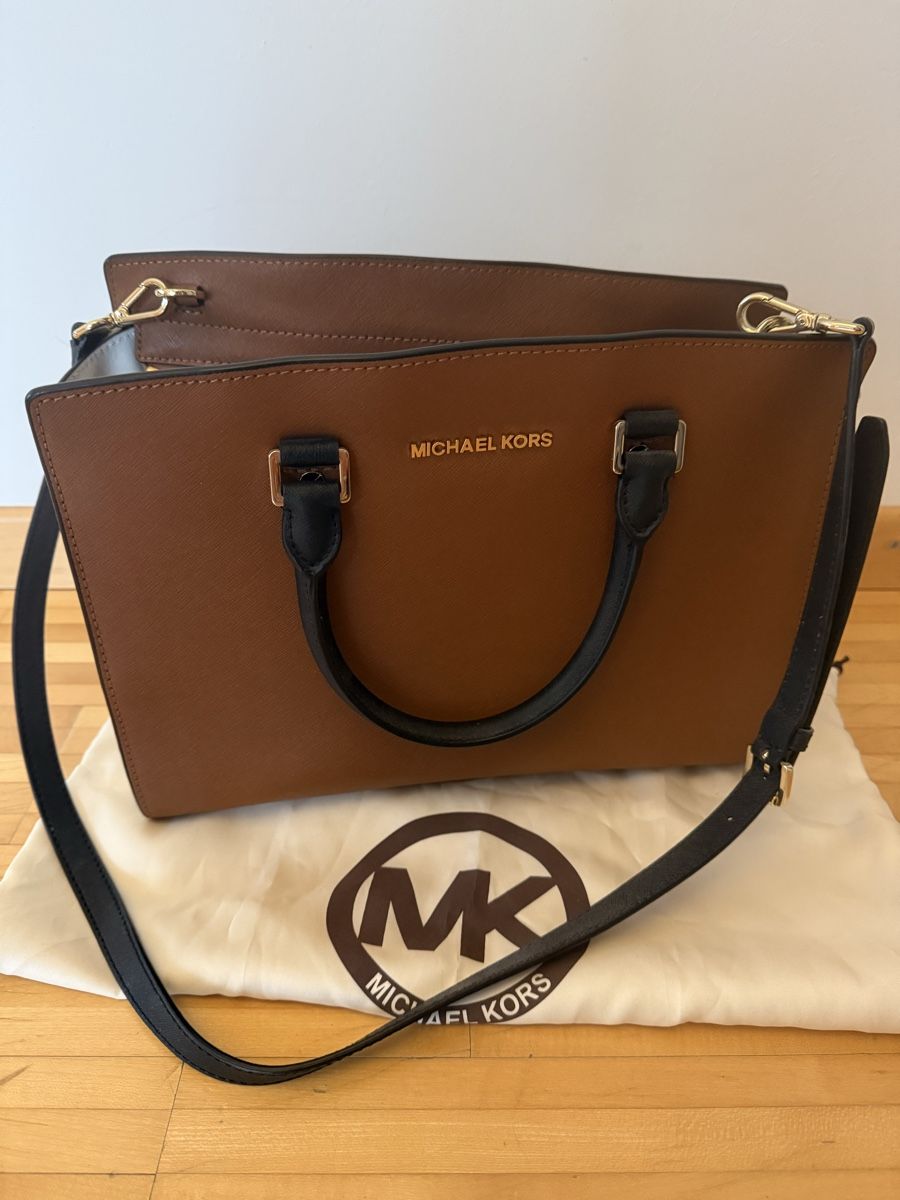 Michael Kors Sacs femmes: Michael Kors Tasche SELMA – D'occasion à Hinwil par angii..lina