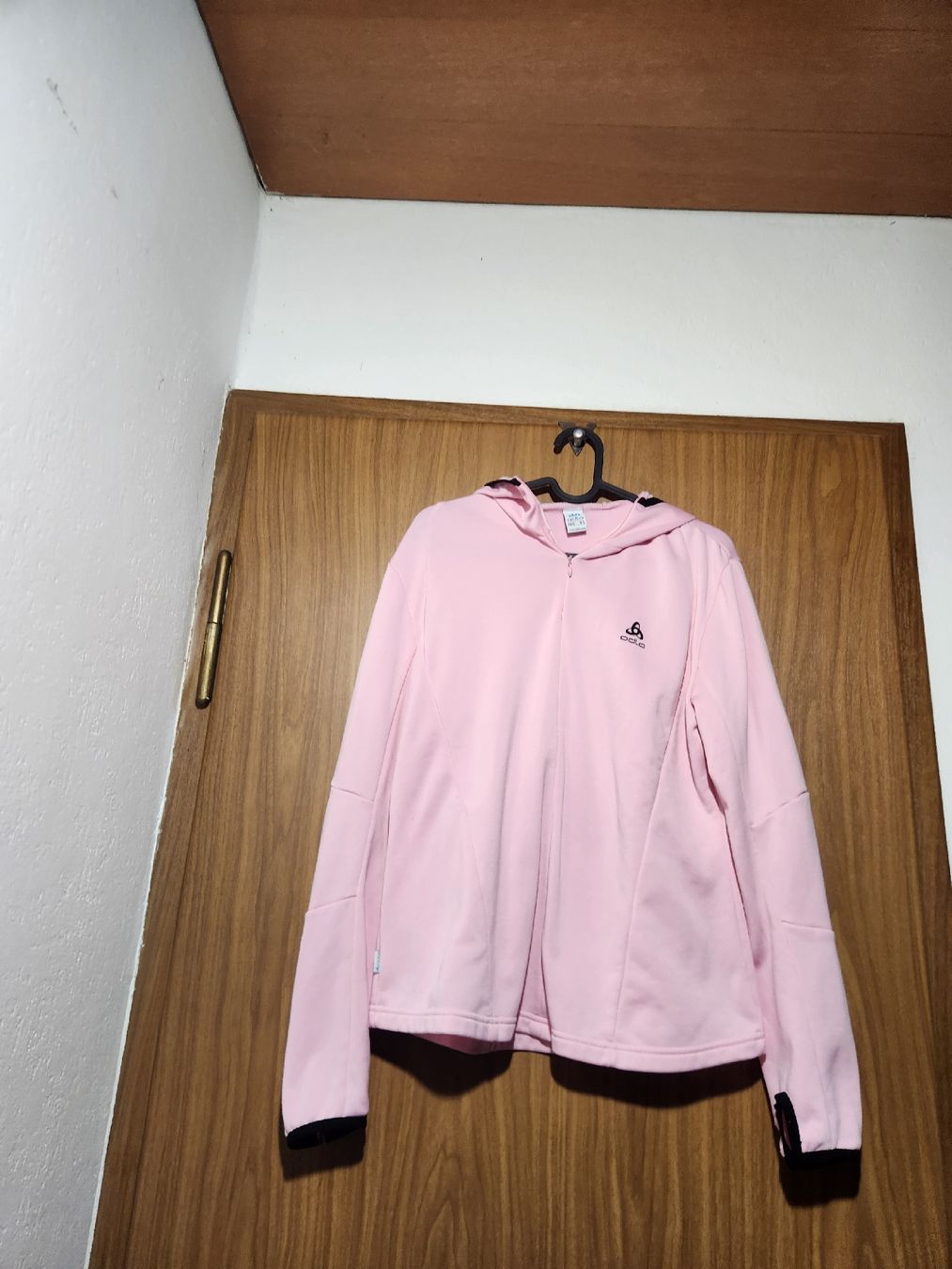 Odlo Pullover & Sweatshirts: pull  à capuche Odlo rose taille M  – Gebraucht aus Niedergösgen von Eva2410