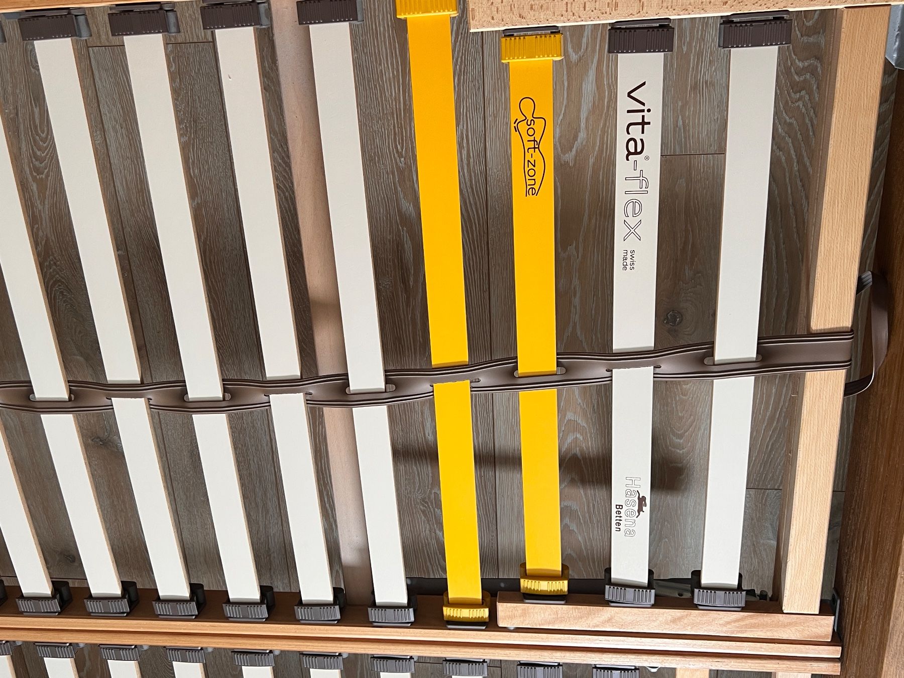 Letti: Holz Bett inkl. Lattenrost – Usato da Horgen venduto da tus_wck5 1