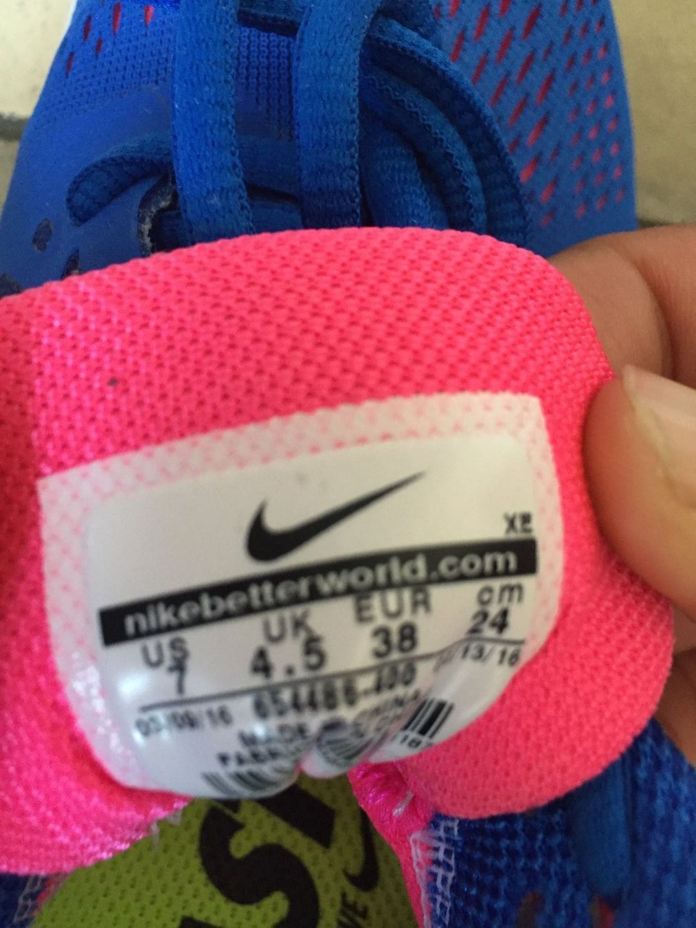 Nike Scarpe da donna: NIKE, Damen-Runningschuhe, Gr.38 – Nuovo e nell'imballaggio originale da Eglisau venduto da vfe7 5