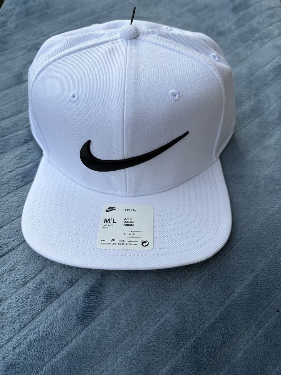 Nike Chapeaux, bonnets & casquettes: Nike cap – Neuf (Voir description) à Siebnen par jad_s8p7