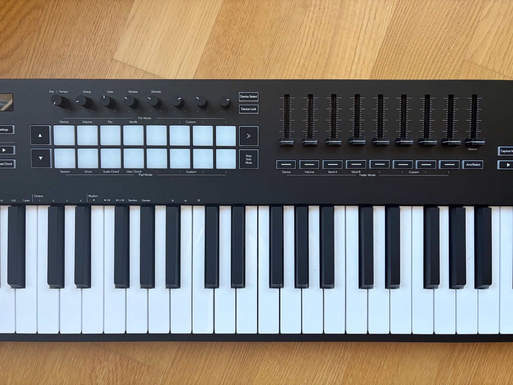 Novation Musikinstrumente: Novation Launchkey 88 MK3 MIDI Controller – Gebraucht aus Bern von dauber 2
