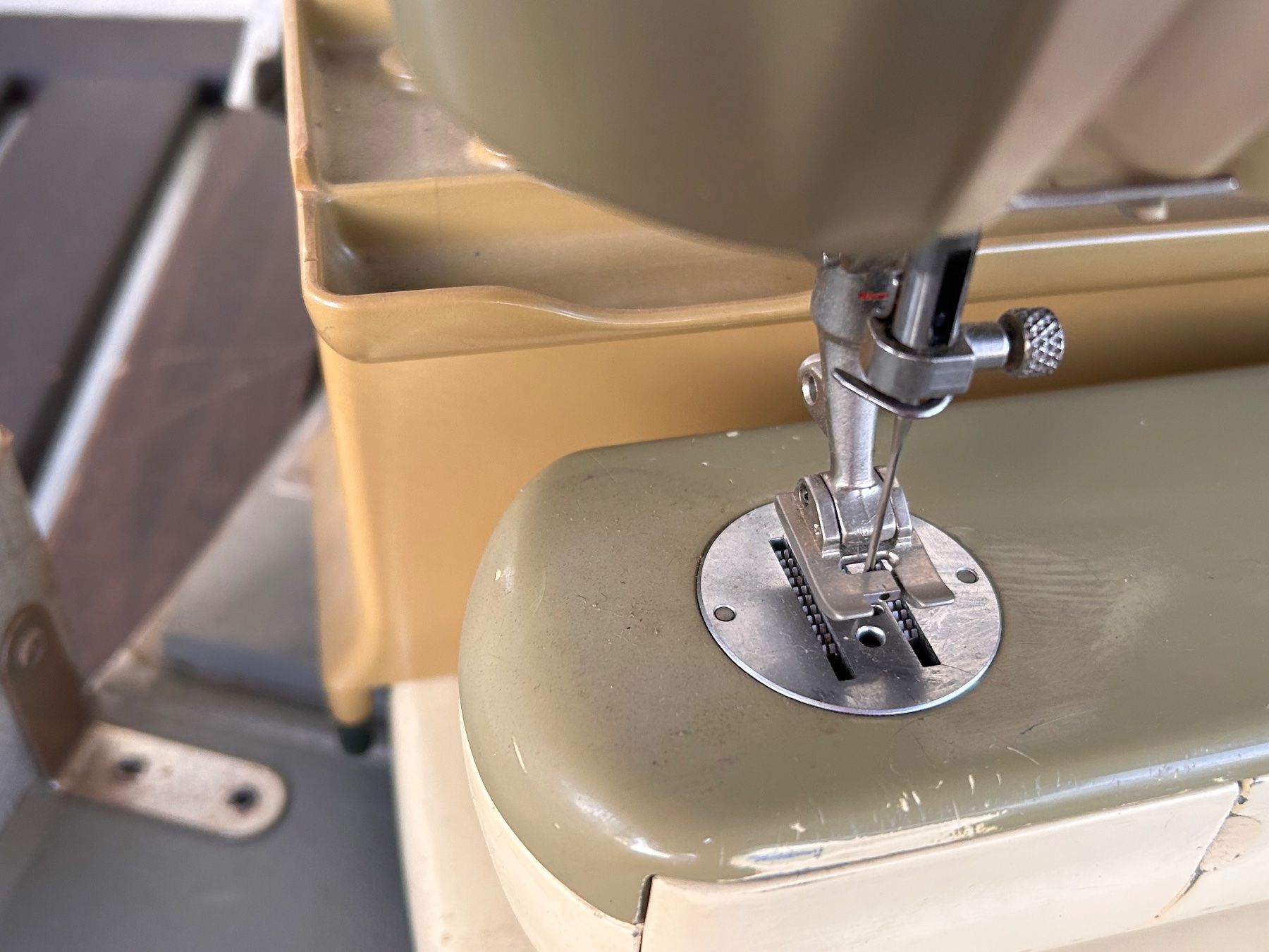 Bernina Macchine da cucire: Bernina Record Typ 530-1 – Usato da Aristau venduto da WalterM06 4