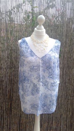 Top débardeur blanc fleurs bleues jungle H&M, taille L, NEUF