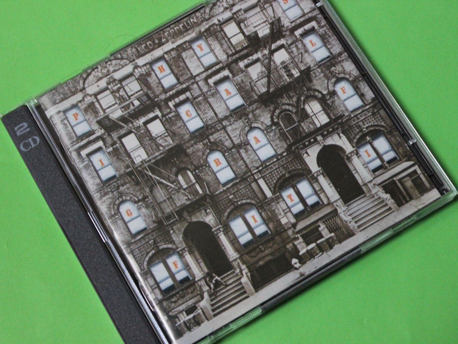 CD: LED ZEPPELIN - PHYSICAL GRAFFITI 2CDs Guter Zustand – Usato da Tübach venduto da JamesStone