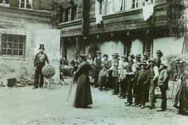 Kippel  VS  im Lötschental   " MISCHA "  -  Dorfpfarrer