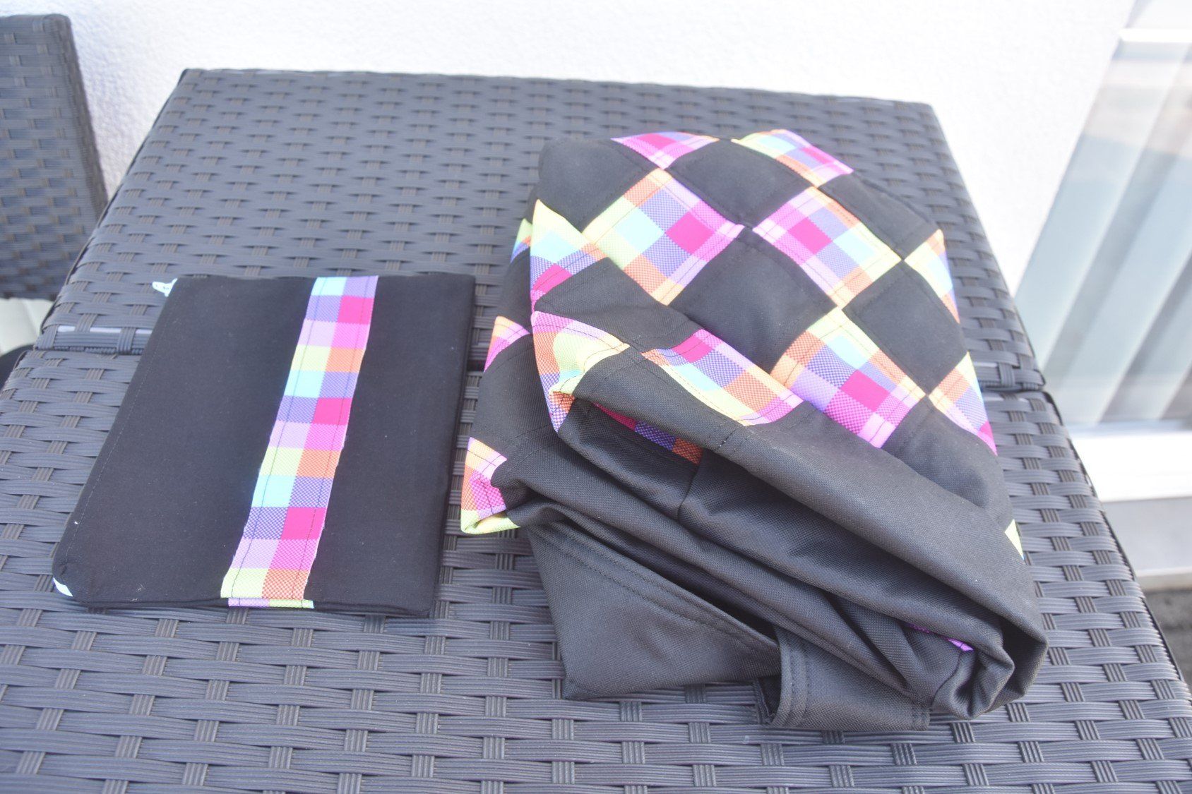 Taschen: Shopper Patchwork Tasche mit Wasserabw. Stoff mit Täschchen – Neu (gemäss Beschreibung) aus St. Gallen von Elmarotto 6