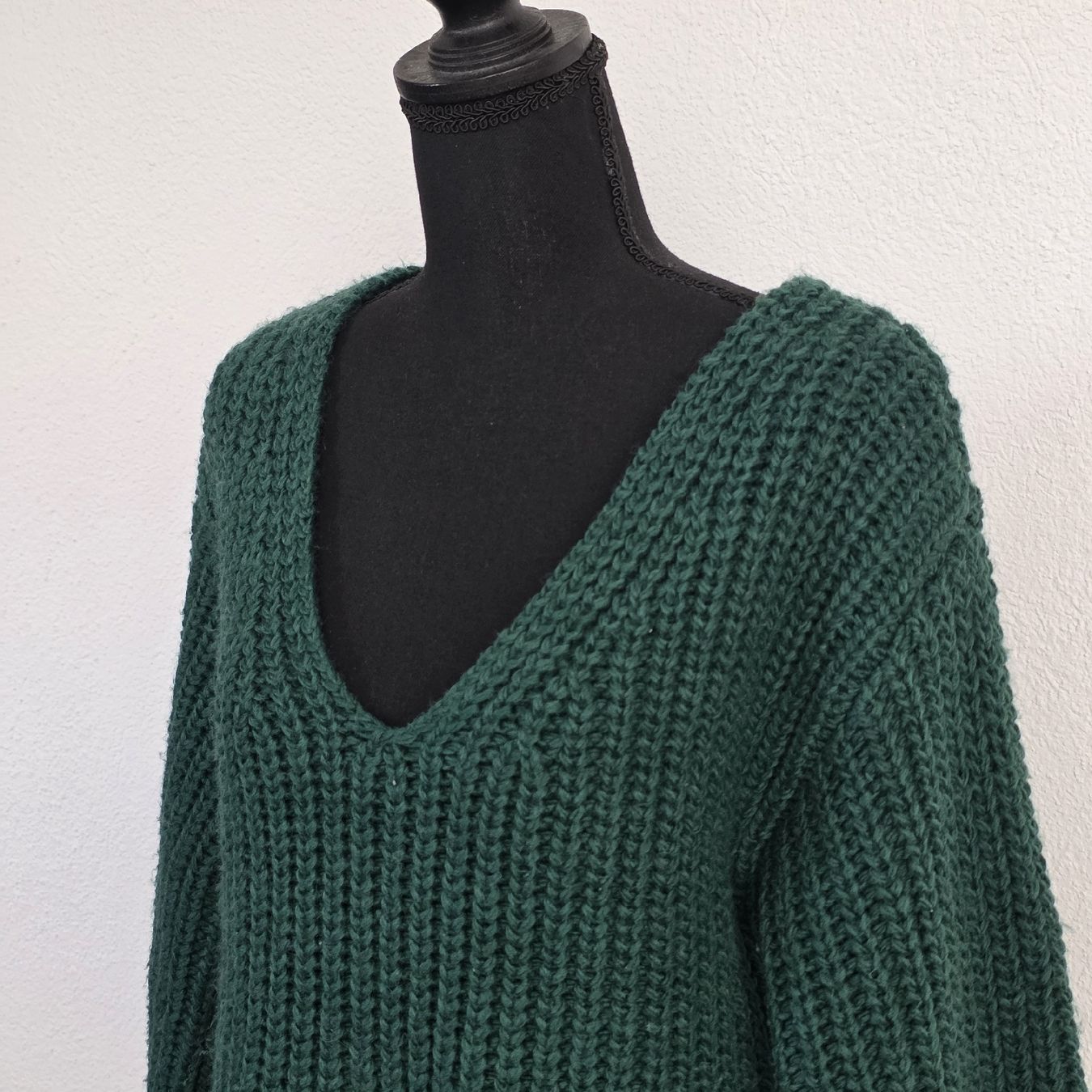 H&M Maglioni & Felpe: Dunkelgrüner Strickpullover von H&M, Grösse M – Usato da Rheinsulz venduto da Gilea 1
