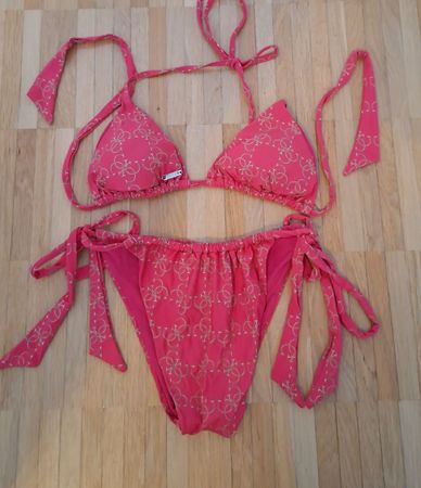 Bikini Guess rot
