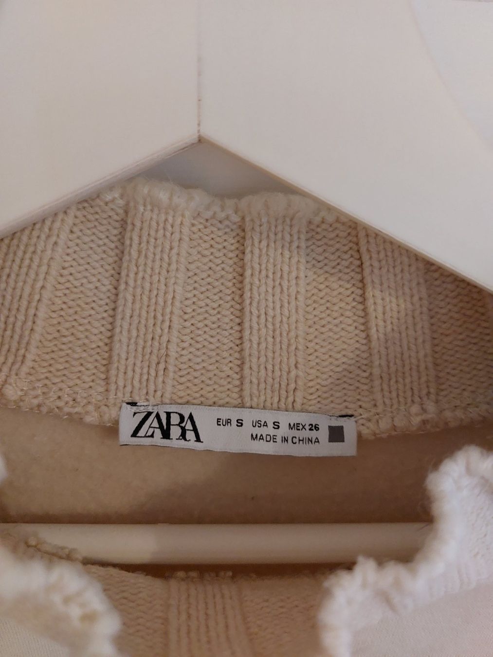 Zara Maglioni & Felpe: Pullover / Sweater Zara – Usato da Titterten venduto da fra_v27g 1