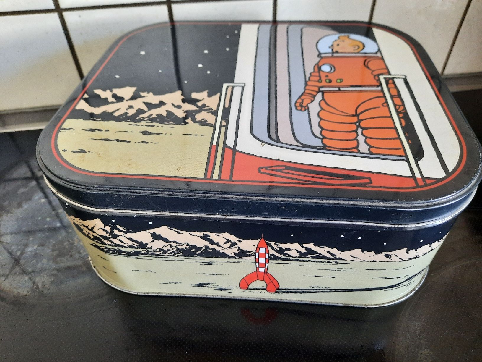 Behälter & Ähnliches: BOÎTE, en MÉTAL. TINTIN – Gebraucht aus Le Locle von marylise01