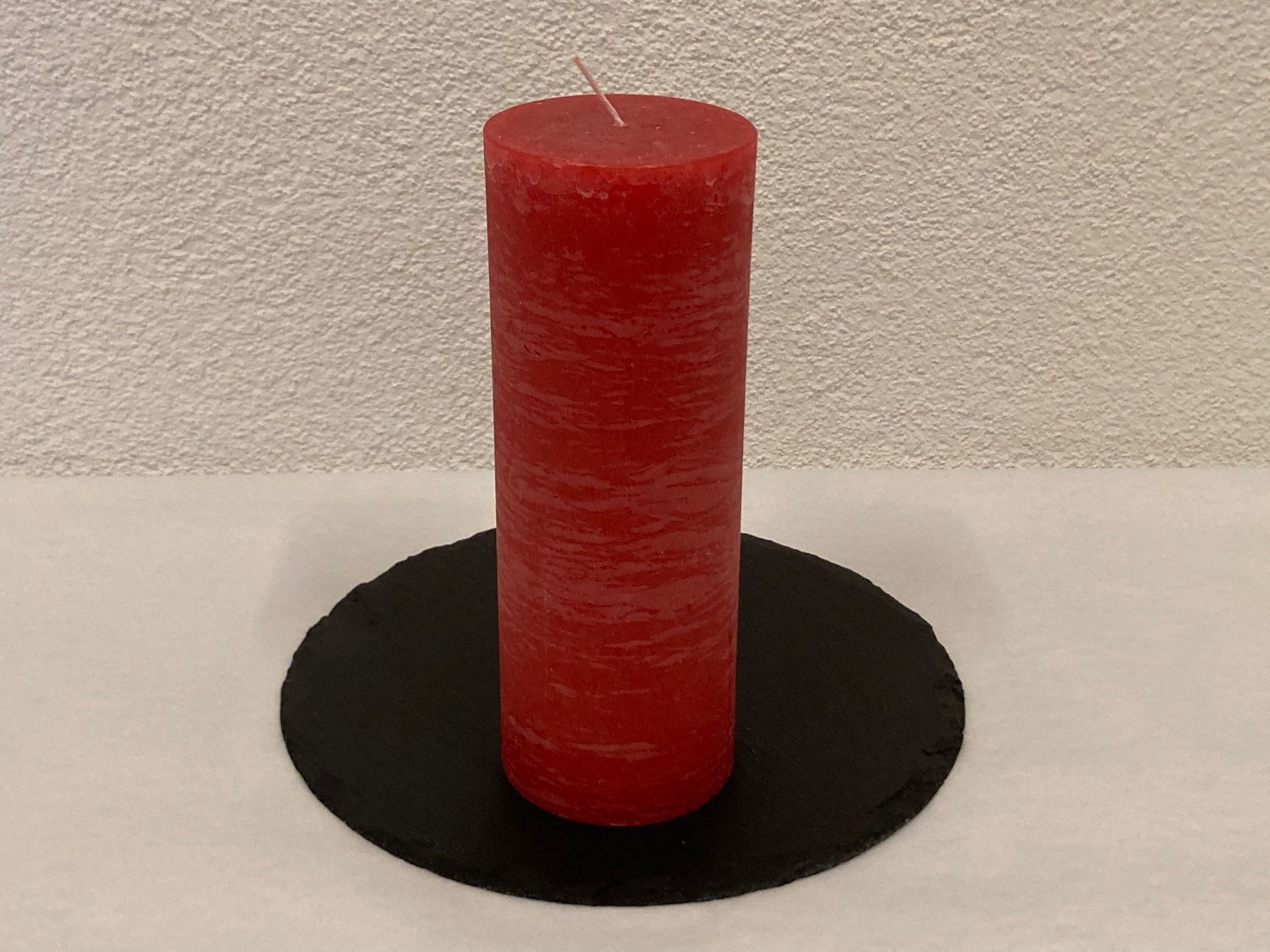 Candele: Kerze 8 x 22 cm, rot rustic, ca. 950g – Nuovo (secondo la descrizione) da Neuenhof venduto da jorogo