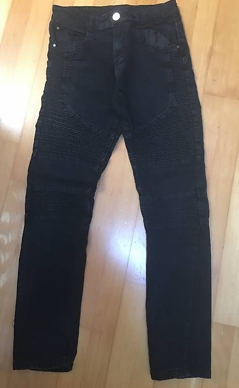 Jeans: schwarz Jeanshose Size: 30 – D'occasion à Muri AG par bobmol