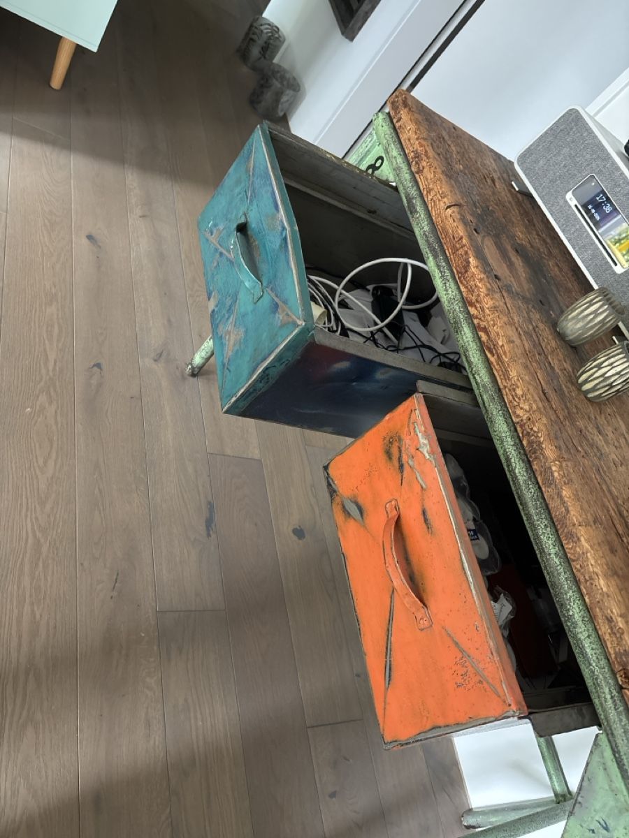 Schreibtische: Industrie Worktable original – Gebraucht aus Zürich von son_v6v6 1