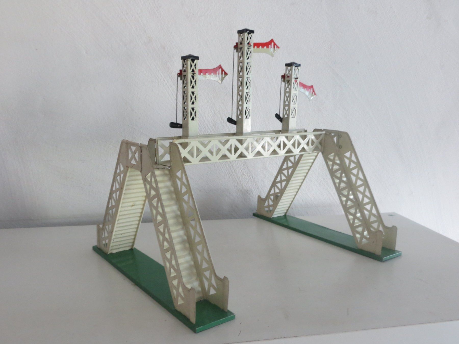 Bing, Bub? Spur 0: Signalbrücke, 3 Signale, Blech, o. OVP | Kaufen auf ...