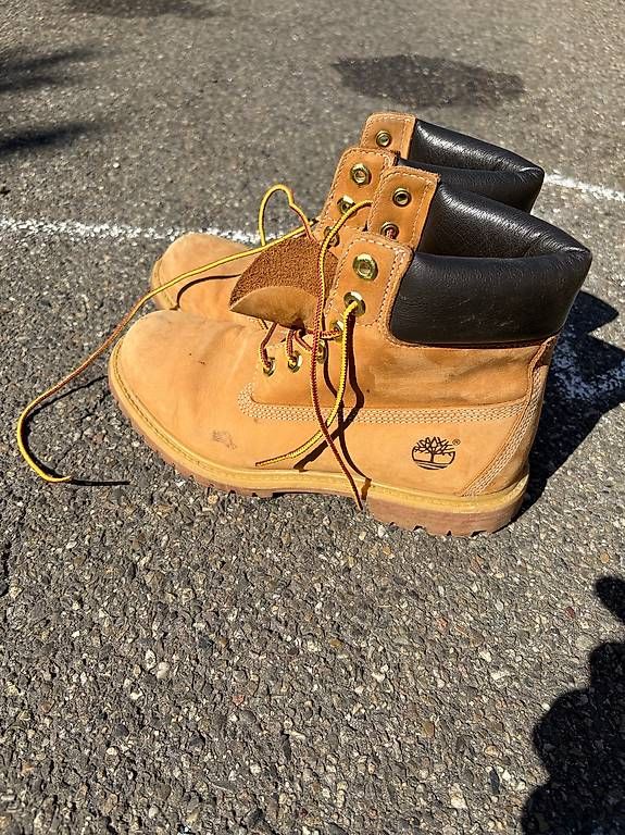 Herrenschuhe: Lederschuhe Timberland Grösse 38 – Gebraucht aus Basel von exakt-neutral 1