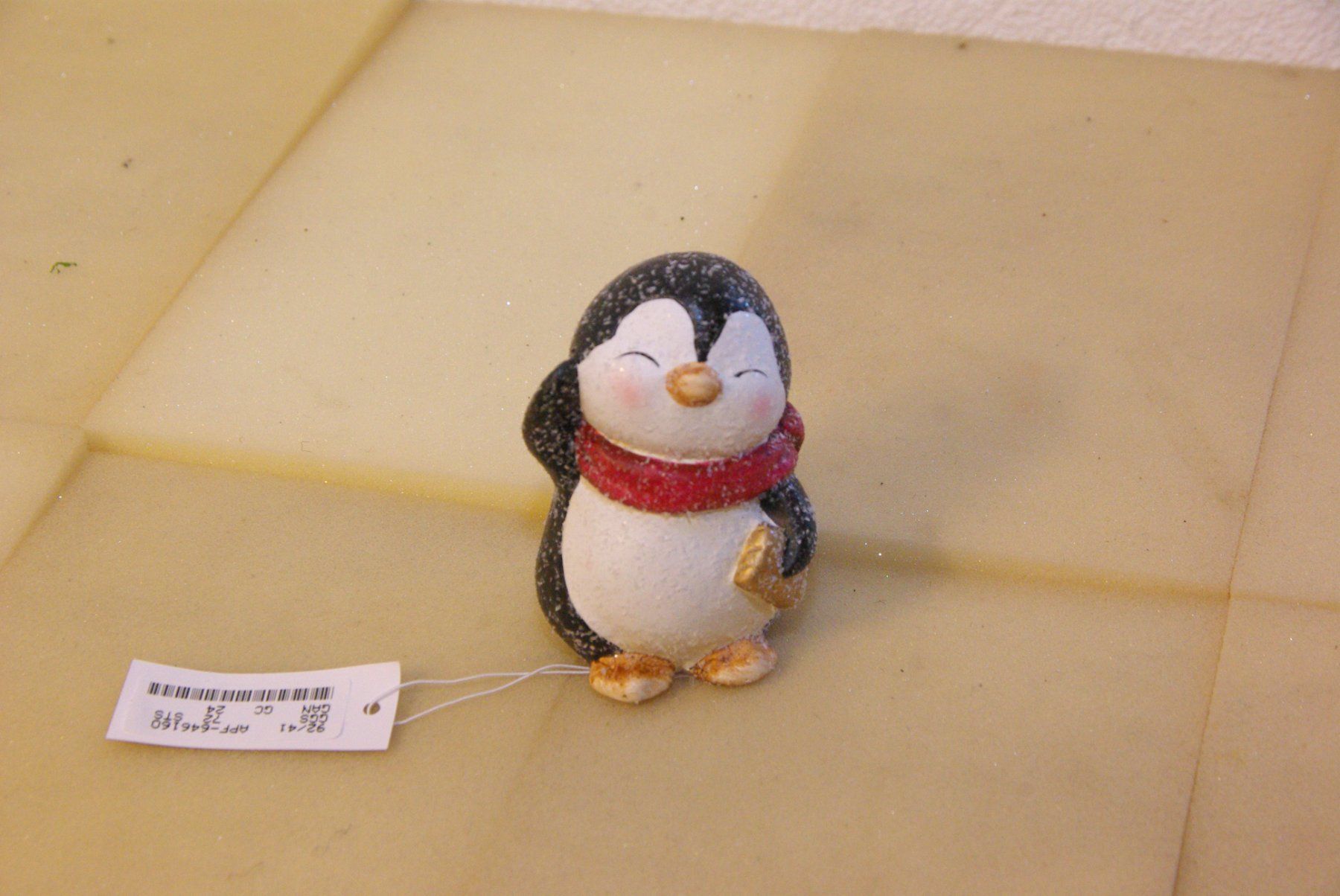 Statuette: Pinguin Figur - beschneit, Grösse: ca. 10cm – Nuovo (secondo la descrizione) da Herisau venduto da Cevianer1844