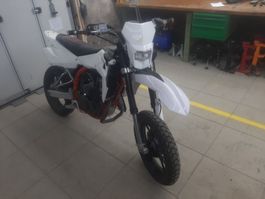 SWM SM 125 R 2023 12'000km