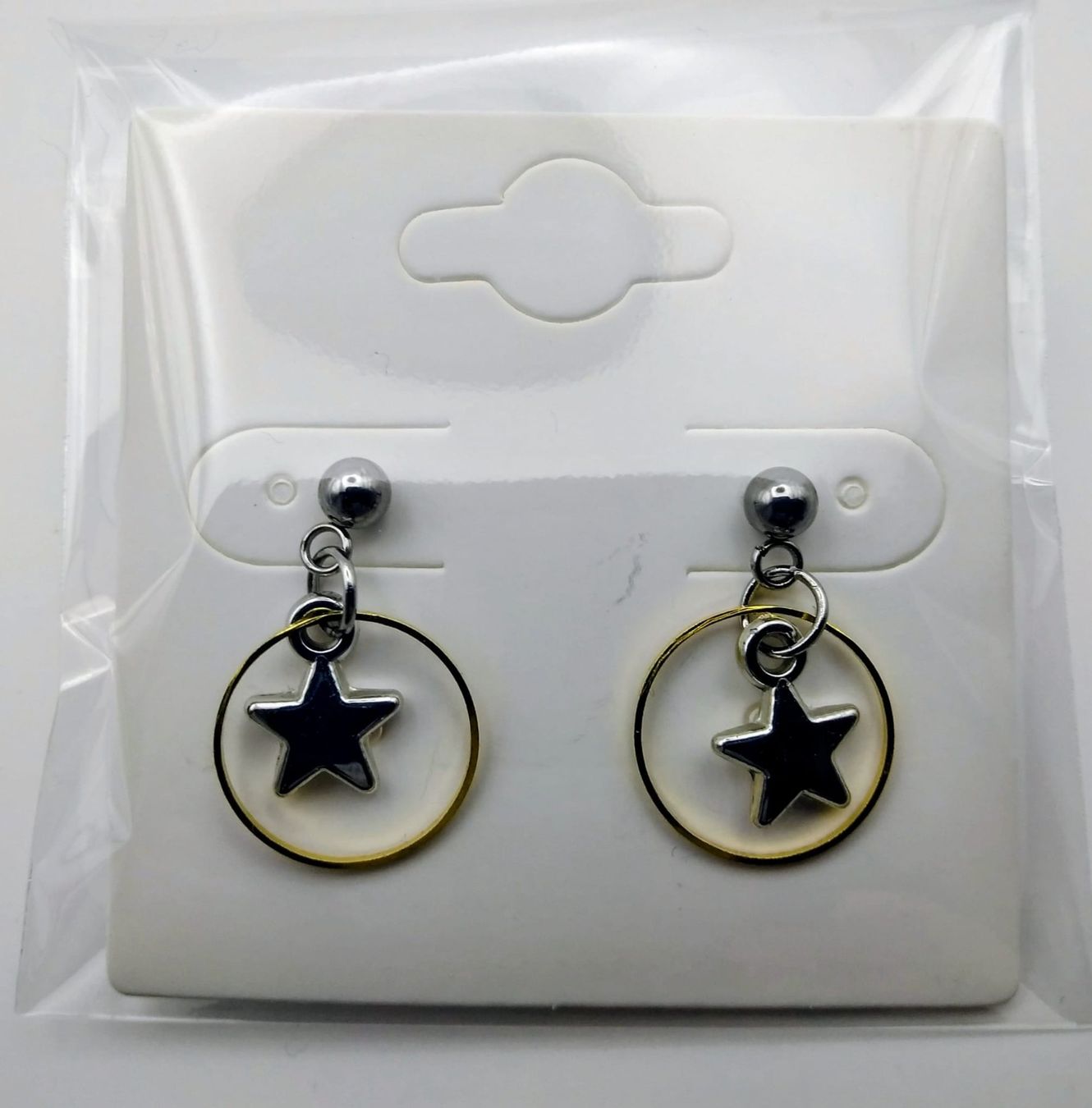 Orecchini pendenti & Orecchini a lobo: Ohrstecker "Ring Stern". Mini CHARM - Ohrringe Farbe Gold – Nuovo e nell'imballaggio originale da Zürich venduto da Flitzi2005 2