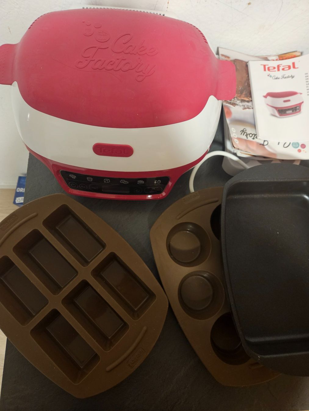Tefal Elettrodomestici da cucina: Tefal Cake Factory + "Cake pops baker – Usato da Tenero venduto da kat_dfr6 1