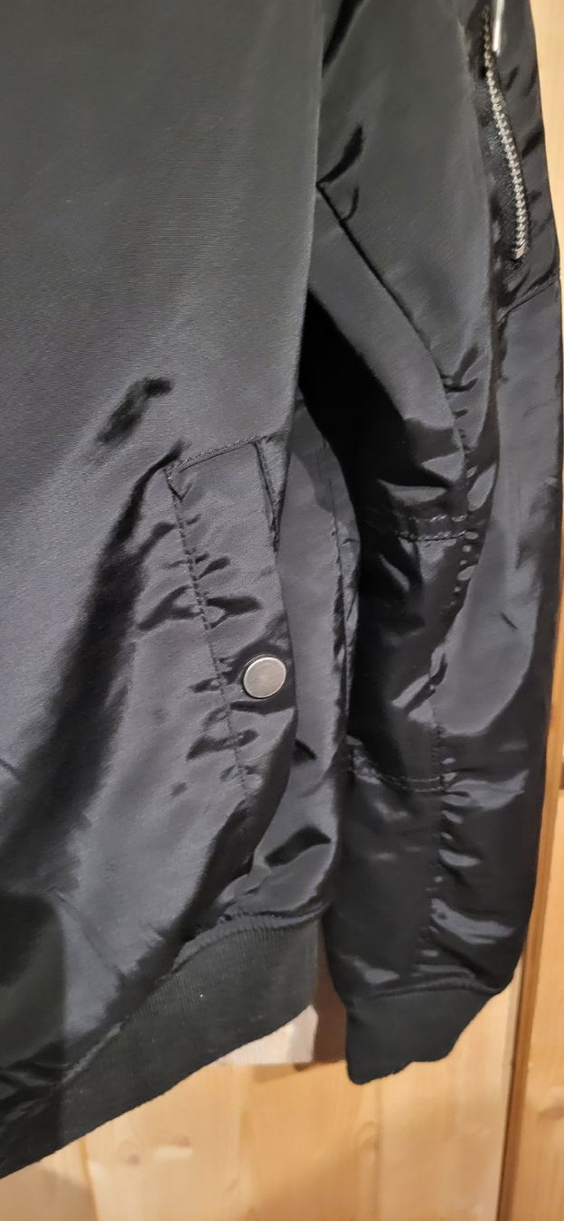Giacche: Schwarze Übergangsjacke Grösse S Chicorée – Usato da Konolfingen venduto da Bio-suisse 4