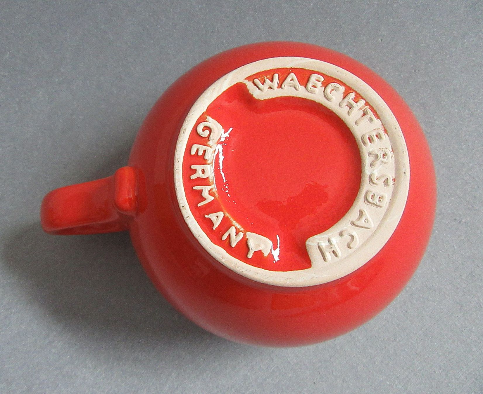Tazze: rote Tasse mit Schweizerkreuz - Waechtersbach Germany – Usato da Auenstein venduto da Padabimbim 4